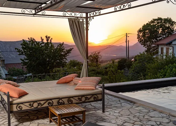 Ursula Villa Grižane